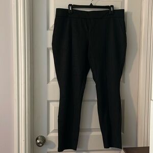 Spandex makes these pants comfy all day